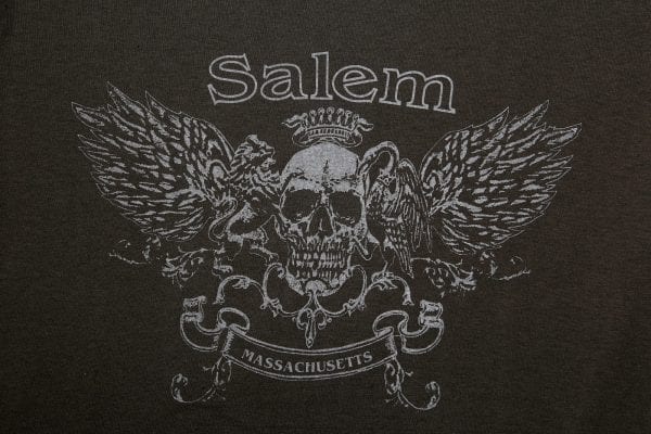 Logo for skull t-shirt