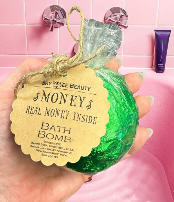 real money bath bomb